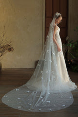 Ivory One-Tier Butterfly Appliqued Wedding Veil With Pearls